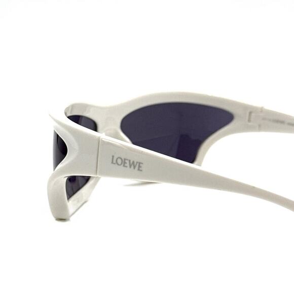 NEW!!! LOEWE Sunglasses LW40143U 25A Authentic - Picture 7 of 12